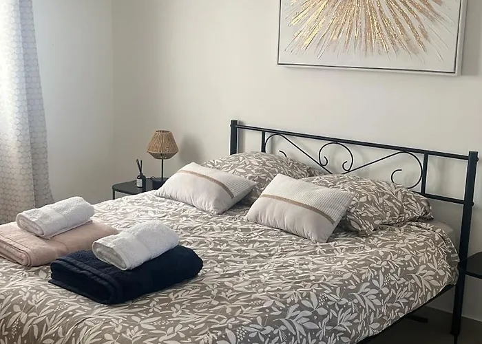 4 Avec Piscine En Bord De * La Garde (Var)